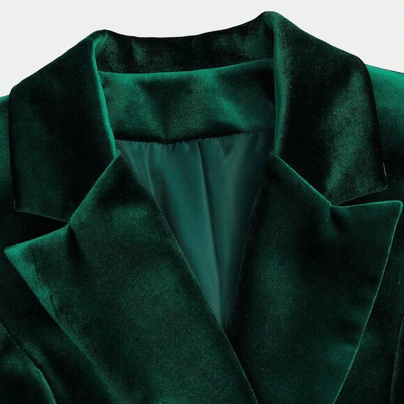 Green Velvet Elegant Women's Long Sleeve Velvet blazer with Pant Suit set - Picture 6 of 10
